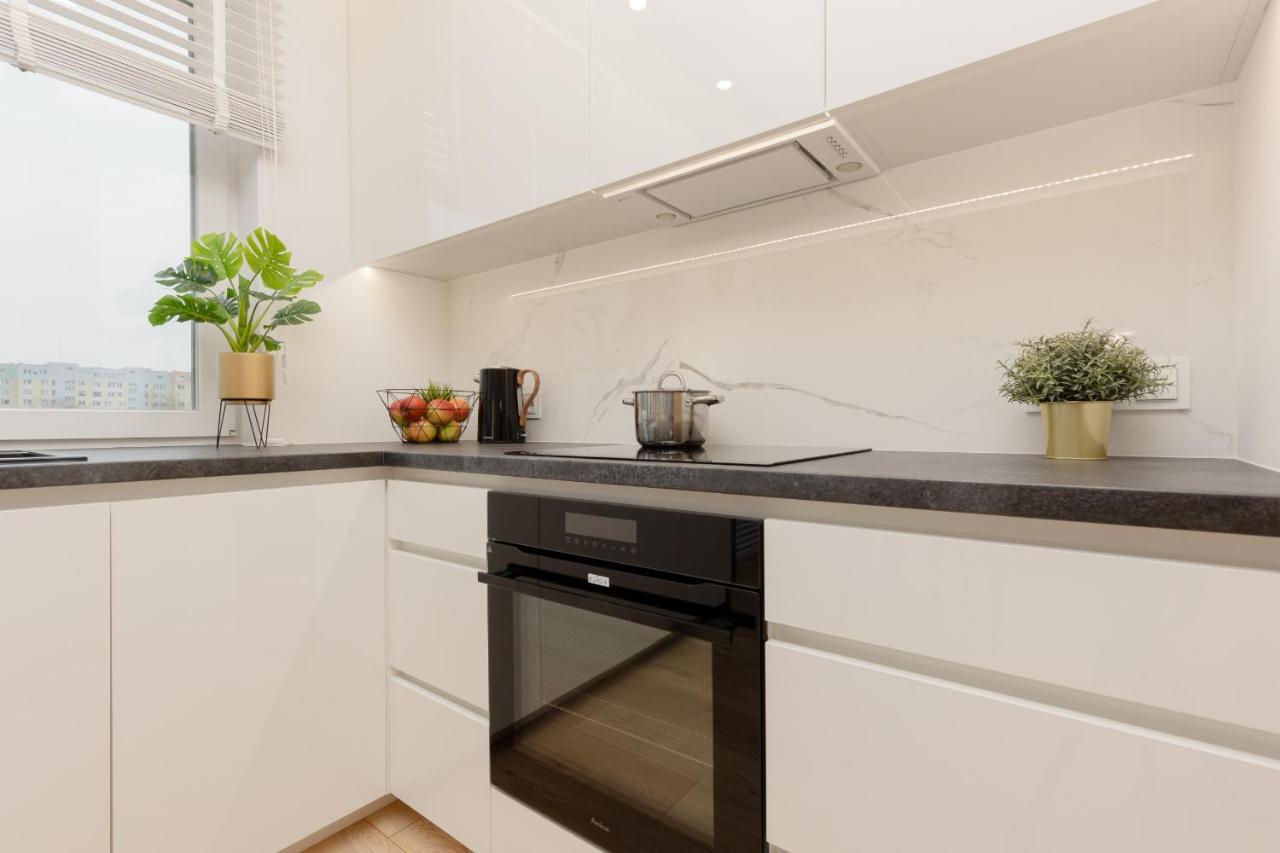 Loft Apartment With Parking In Warsaw By Noclegi Renters מראה חיצוני תמונה