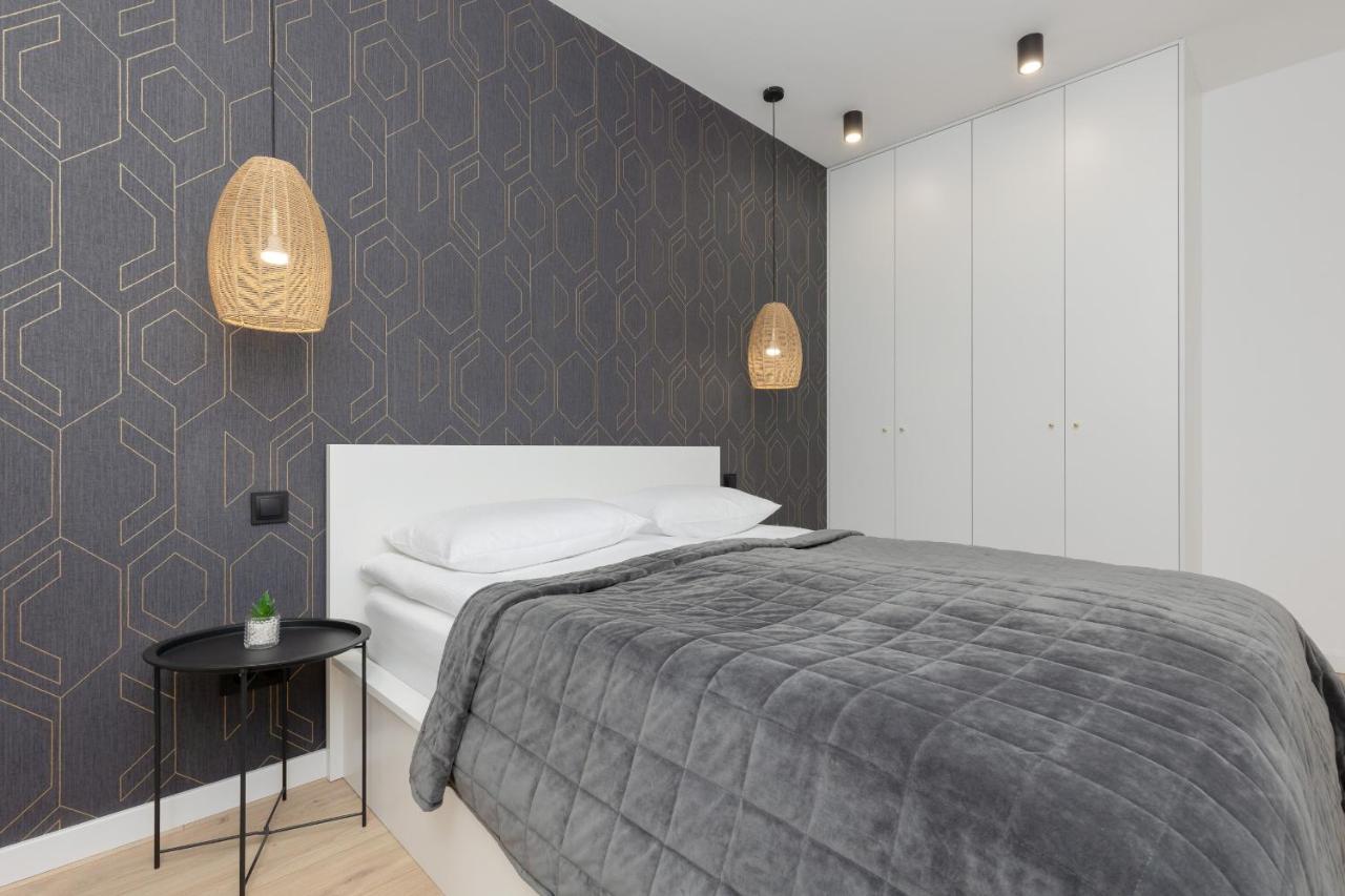 Loft Apartment With Parking In Warsaw By Noclegi Renters מראה חיצוני תמונה