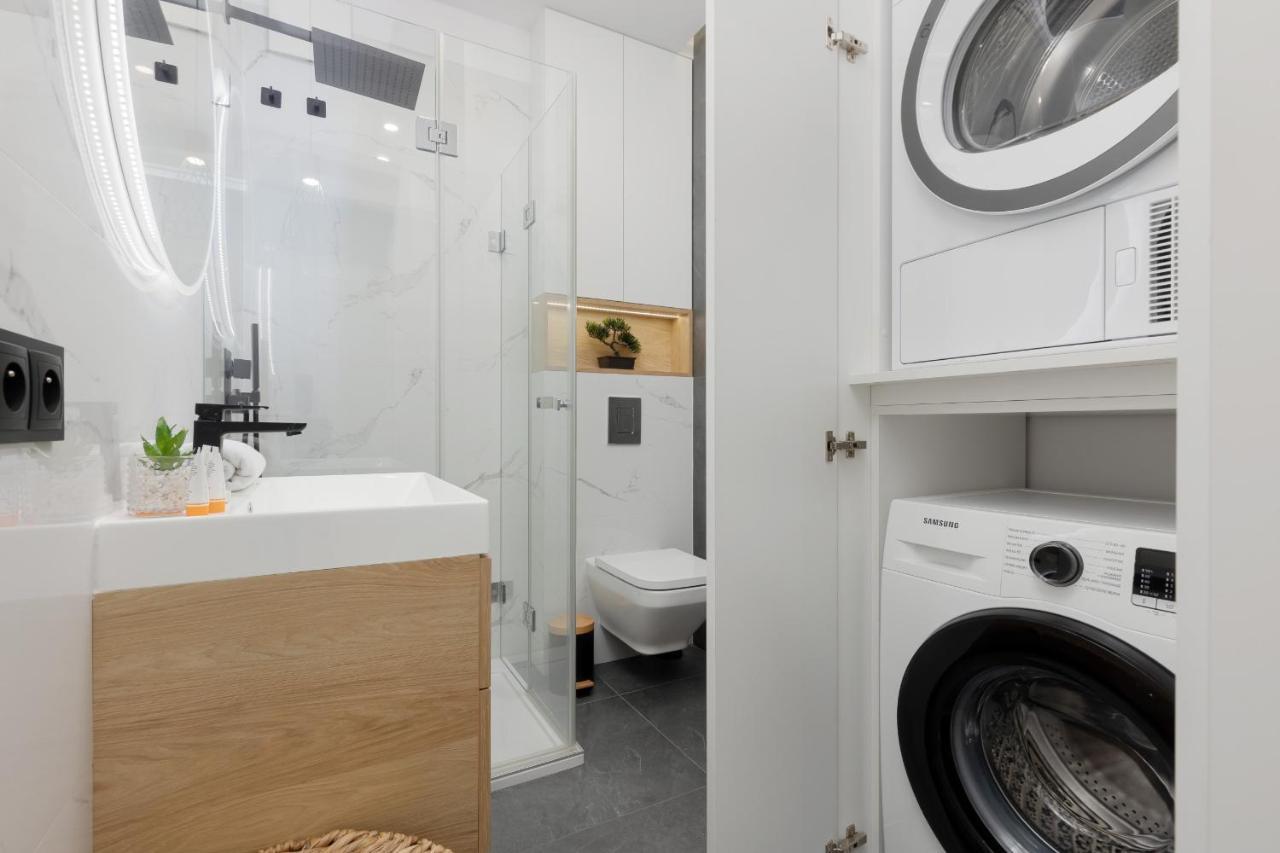Loft Apartment With Parking In Warsaw By Noclegi Renters מראה חיצוני תמונה